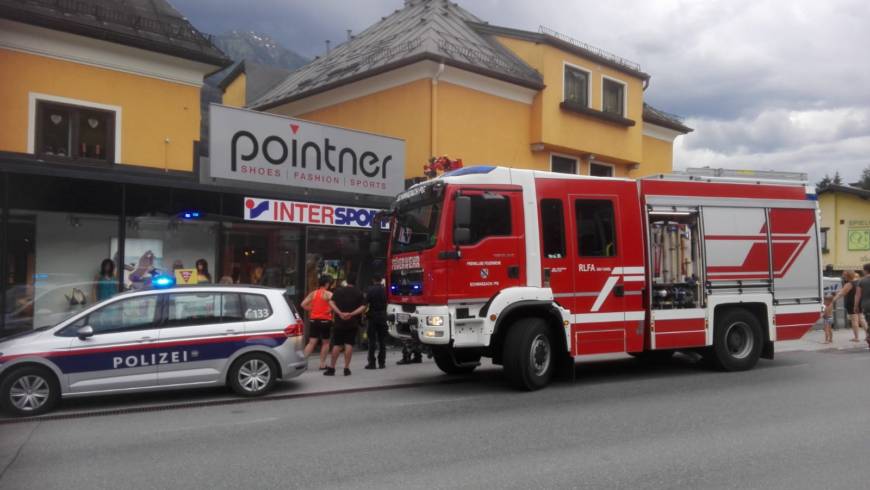 VU L274  Höhe Intersport