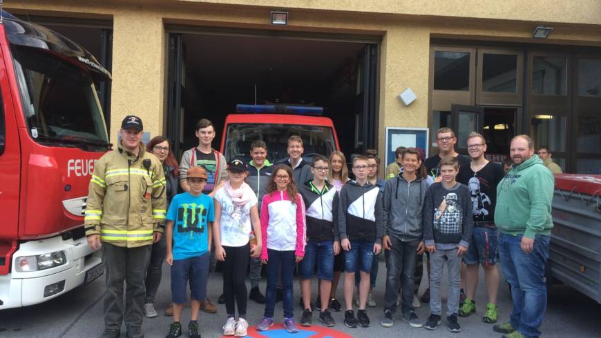 Abfahrt  zum 19. Landesfeuerwehrjugendlager nach Mauterndorf