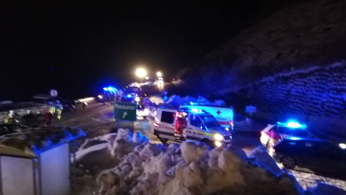 Aufräumen nach Verkehrsunfall