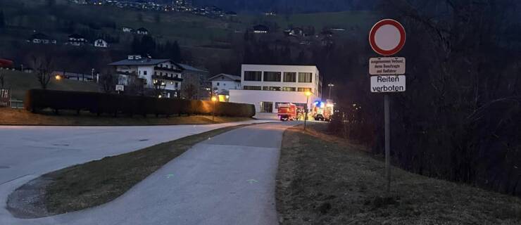 Öleinsatz auf der Salzach