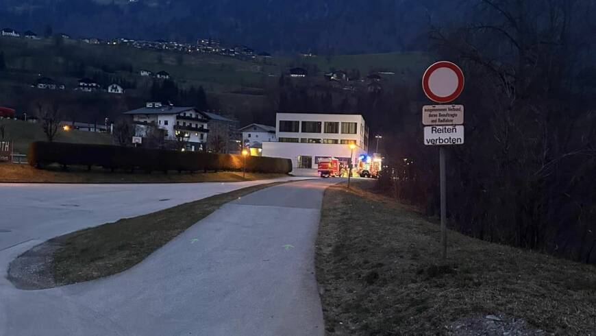 Öleinsatz auf der Salzach